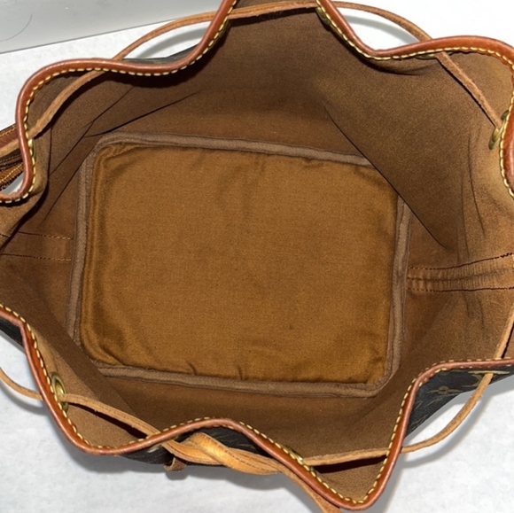 Authentic Louis Vuitton Shoulder Bag Petit-Noe Brown Monogram - Picture 7 of 17